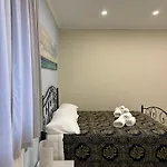 Enza فندق مبيت وإفطار 3*