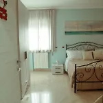 فندق مبيت وإفطار Enza جينوسا
