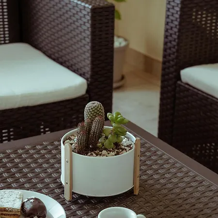 Couette-café Enza Ginosa