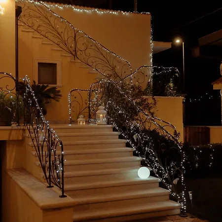 Enza Bed & Breakfast 3*